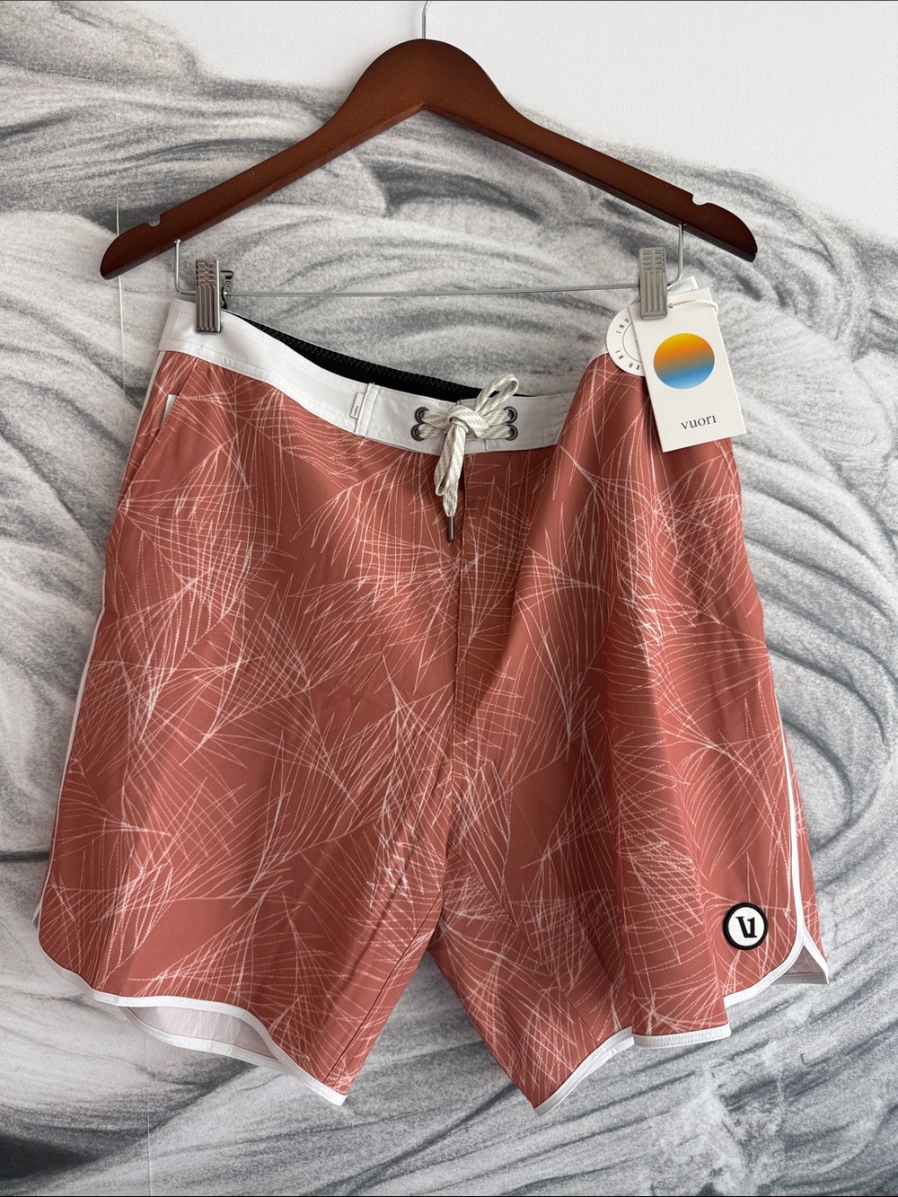 VUORI Cruise Boardshort 7” Caramel Slub Men’s Size 34 NWT